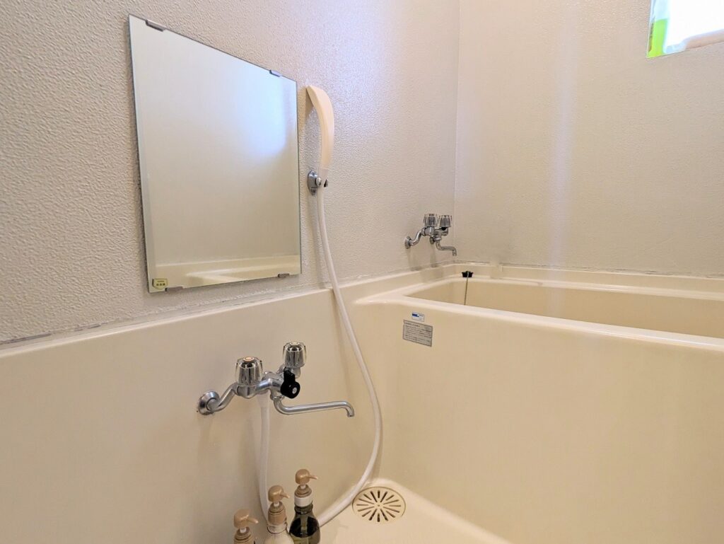 テラス露天付4名用内風呂