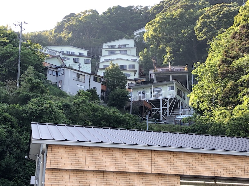 入田浜山荘の敷地全体
