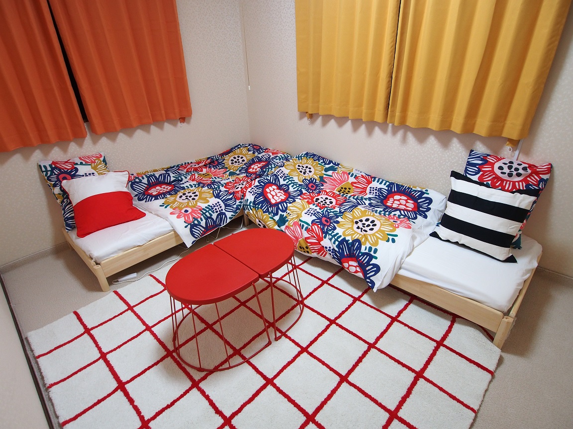 神奈川県・川崎市/横浜市付近の宿泊施設　一戸建て貸切で8名までのグループで宿泊可能！ローベッドで小さなお子さまも安心の間取り