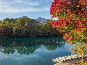 五色沼の紅葉スポット　近くのお勧めコテージ