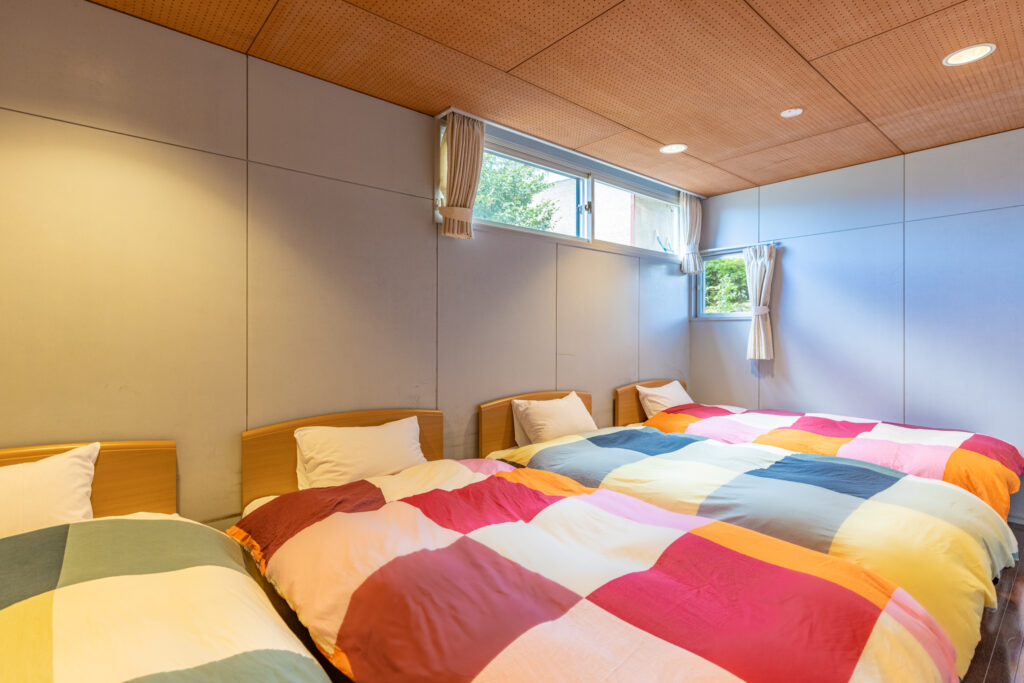 温泉付一戸建　寝室2