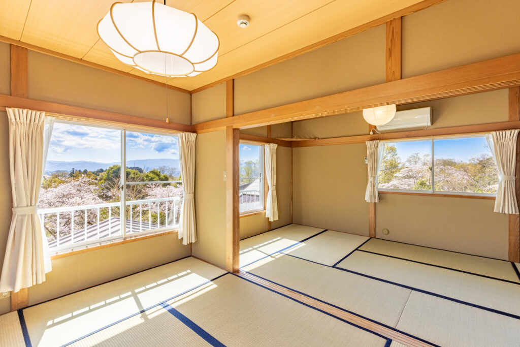 伊豆002　一戸建てコテージ10名用　2階　和室　桜